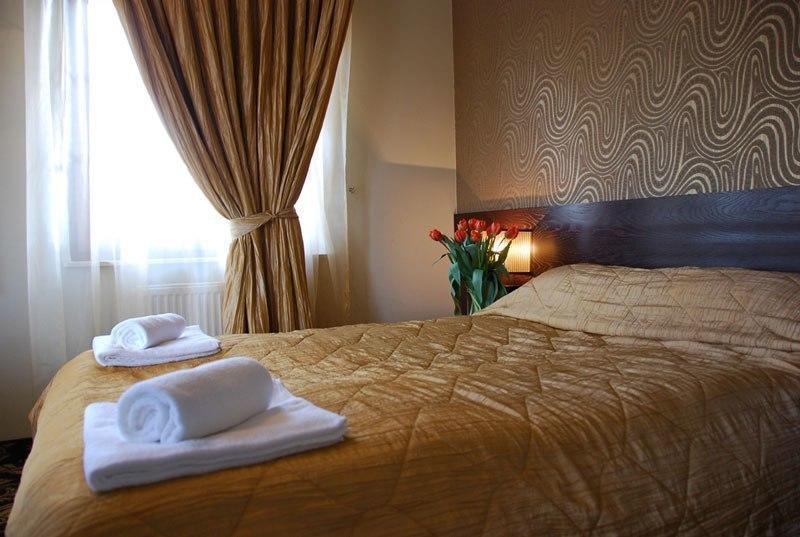 Hotel Sloneczny Brzeg Biskupiec  Szoba fotó