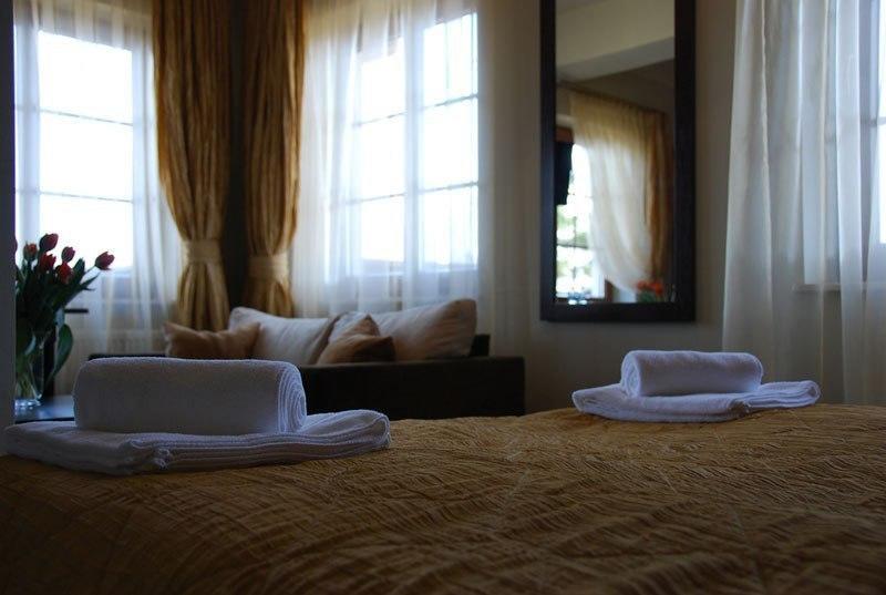 Hotel Sloneczny Brzeg Biskupiec  Szoba fotó