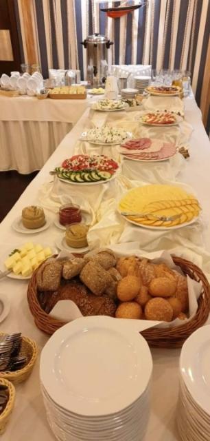 Hotel Sloneczny Brzeg Biskupiec  Kültér fotó